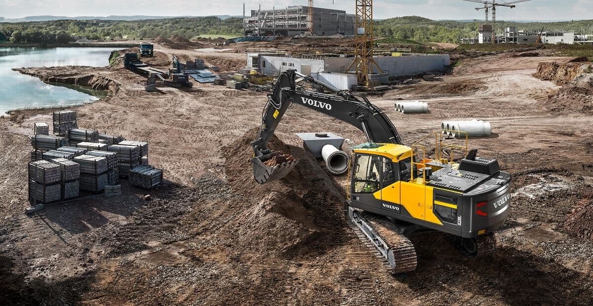 Volvo EC220E Excavator
